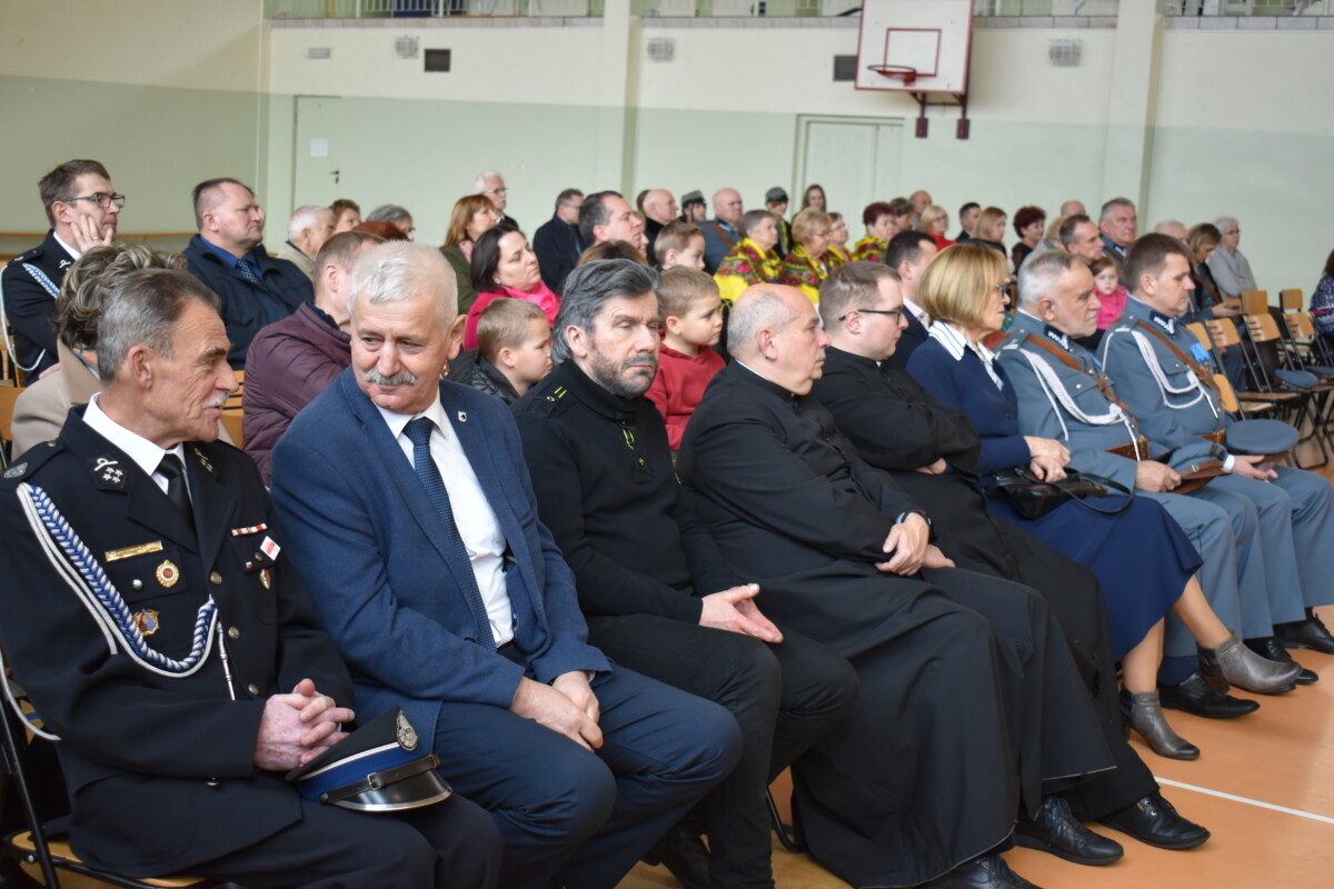 11 listopada w Dobrem zorganizowano obchody 104. Rocznicy Odzyskania Niepodległości przez Polskę.