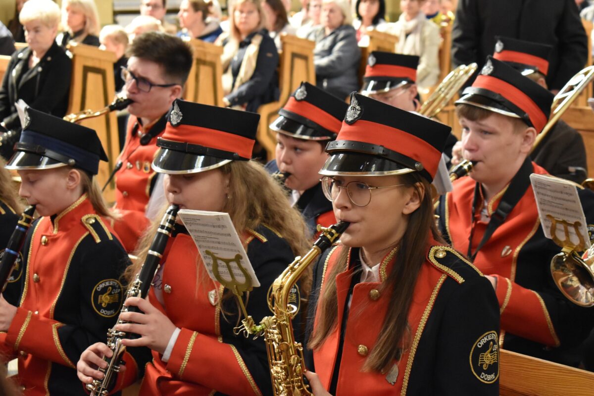 Orkiestra dęta w czasie koncertu