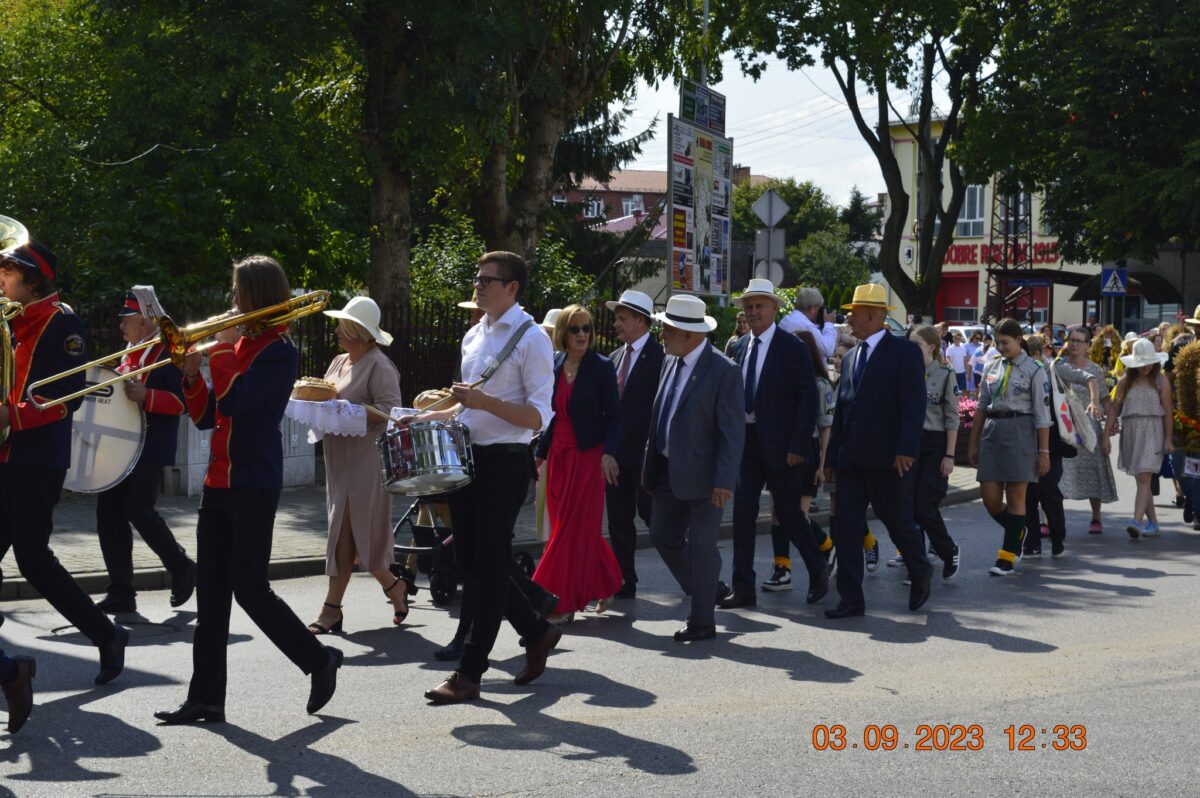 ludzie ulica korowod