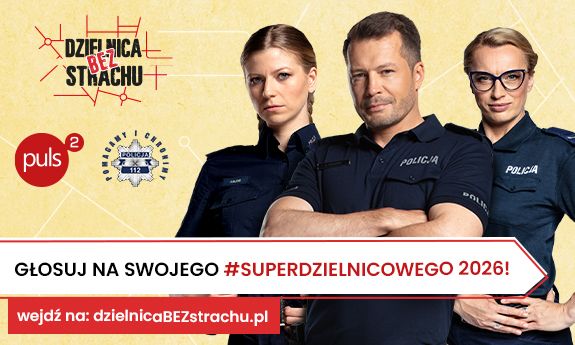 Trzy osoby w policyjnych mundurach na jasnym tle. Czerwony napis zachęca do głosowania na Superdzielnicowego 2026. Logo Dzielnica Bez Strachu i Puls 2 po lewej stronie.